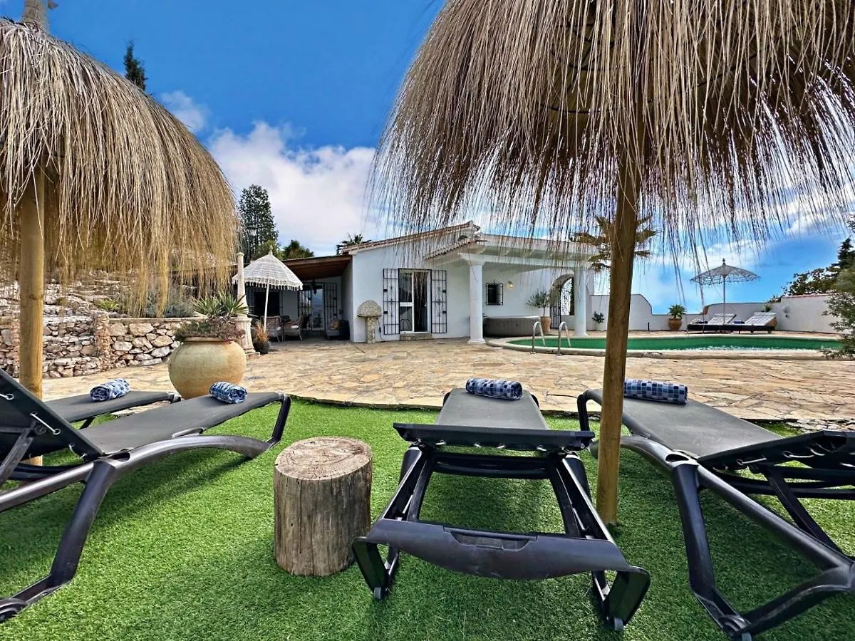 Boas Villas Cómpeta by Bossh Hotels